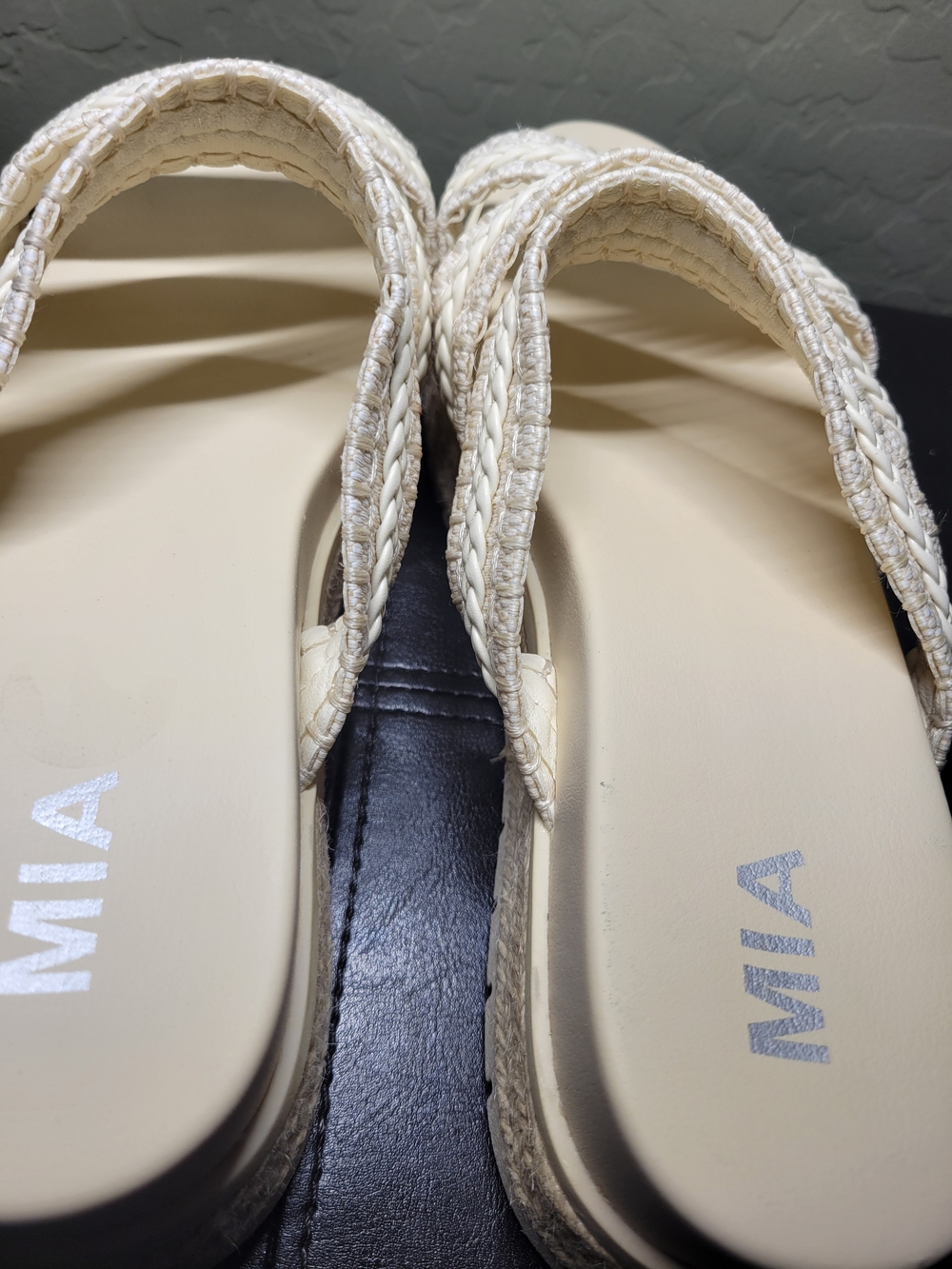 MIA Cream Braided Multi-Strap Slide Sandals Womens Size 10 - Picture 3 of 14